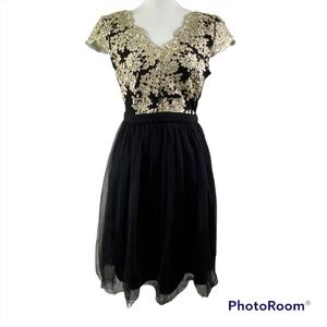 Swim Shack Black Tulle Dress Resort Wear Gold Floral Appliqué Womens Size 4-6